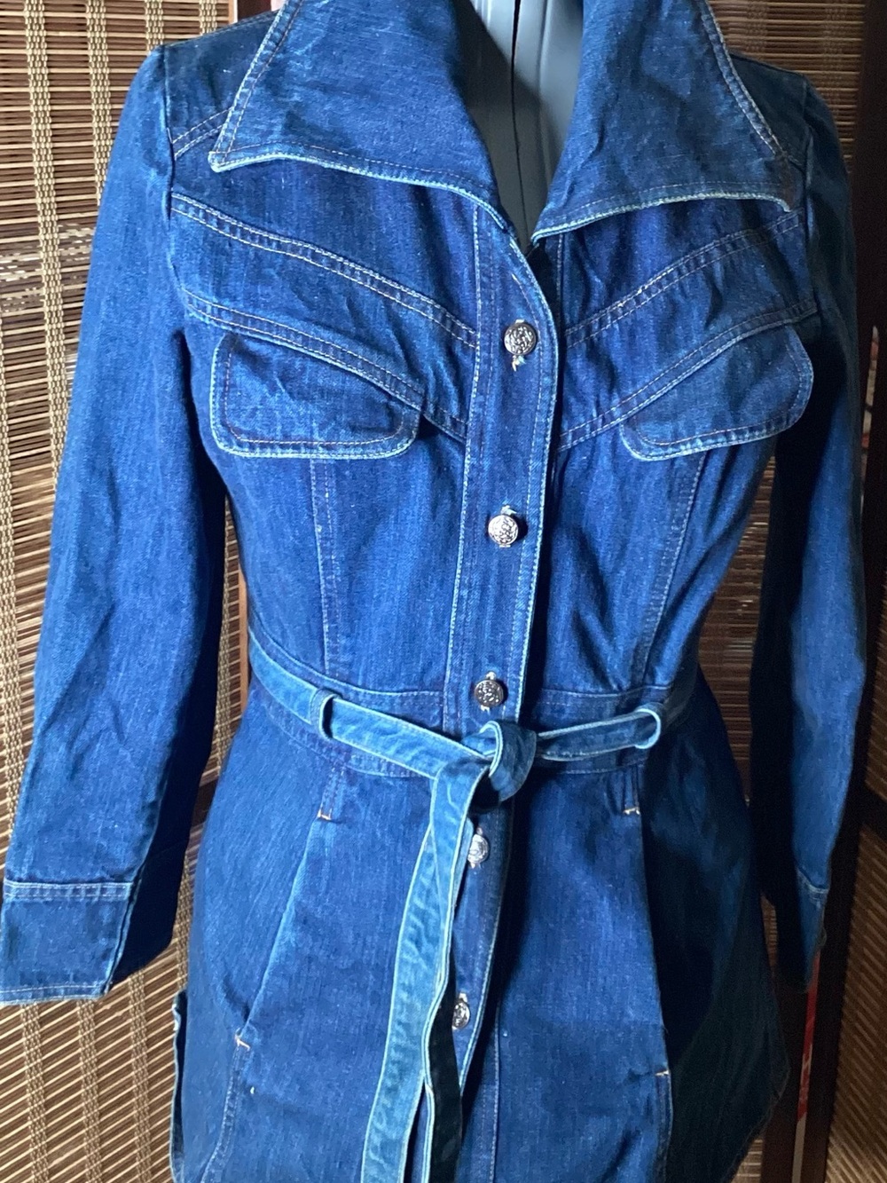 Vintage 70s Womens Denim Safari Jacket Belted Wide Collar Jean Coat Western